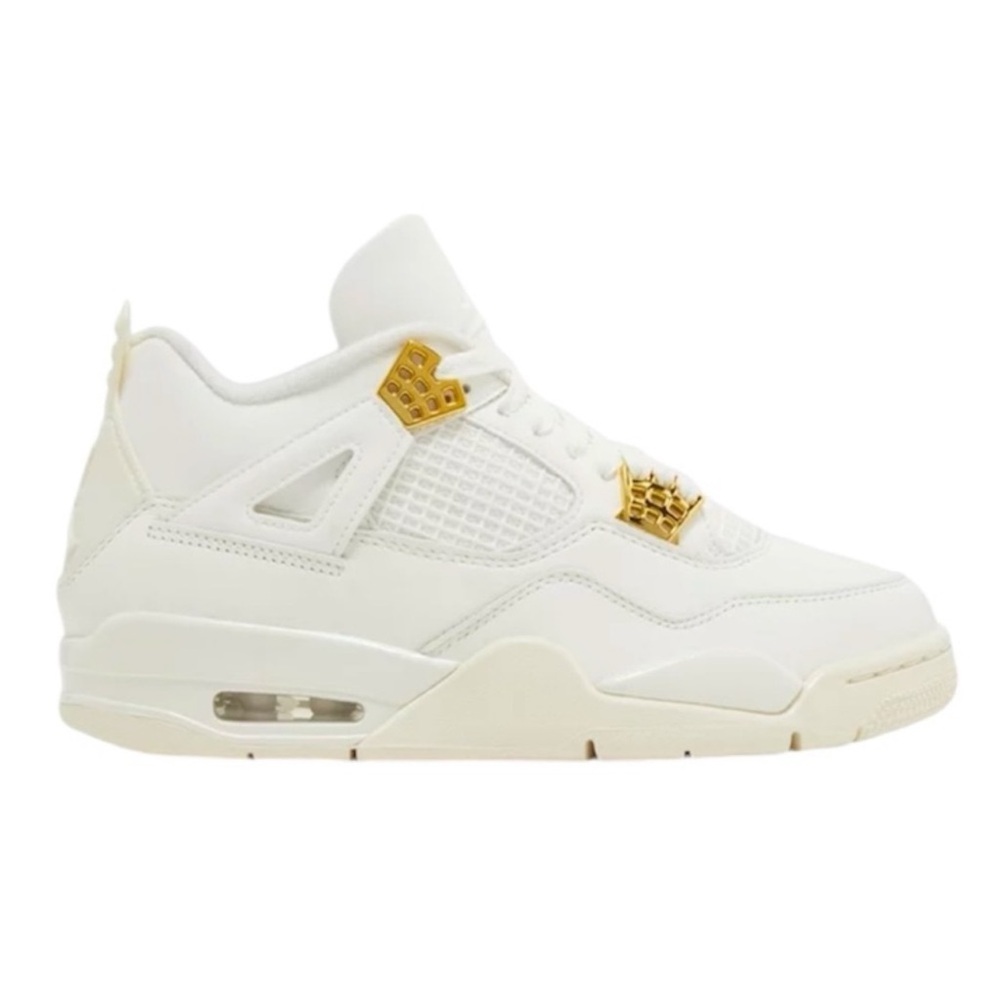 Nike Air Jordon Retro 4 White and Gold Sneakers